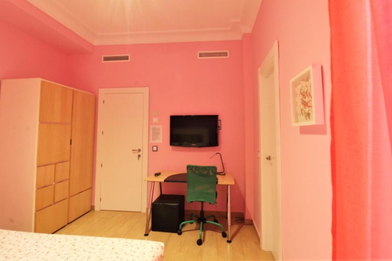 Hostal Arco Iris Madrid Kültér fotó