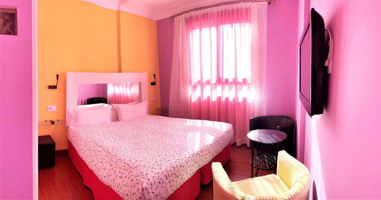 Hostal Arco Iris Madrid Kültér fotó