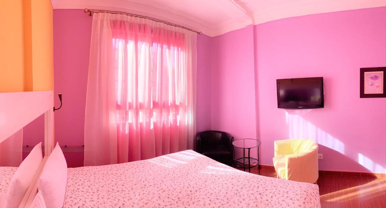 Hostal Arco Iris Madrid Kültér fotó