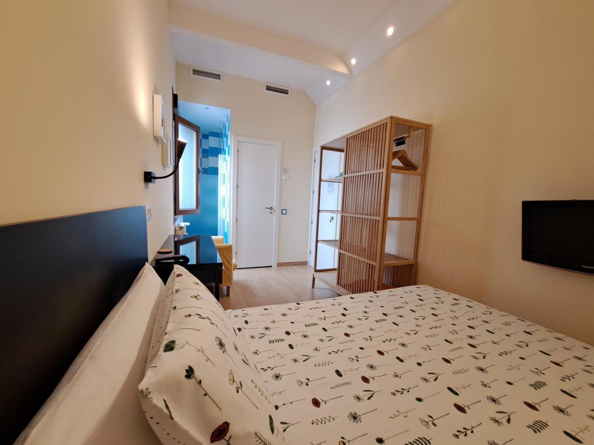 Hostal Arco Iris Madrid Kültér fotó